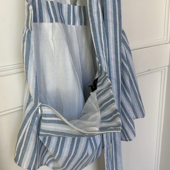 MAJORELLE Callie Romper in Blue Chambray Seersucker Revolve Women’s Medium - Picture 9 of 16